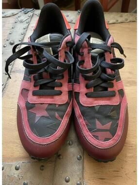 Mens Valentino Rockrunner. Size 10.5